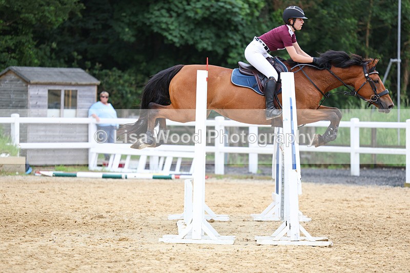 3E7A6406 - Class 8: Senior Newcomers/1.10m open