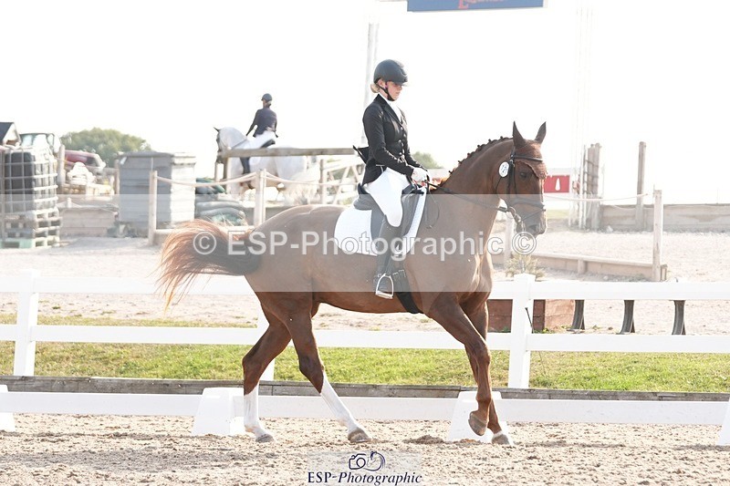 250817-090717-07096 - 121-Daisy.HedgesFelicia.v