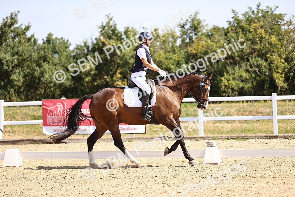SBM_009380 - Novice 5 - 9.50-10.53