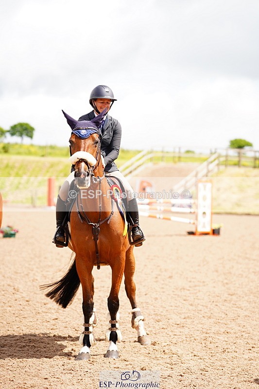 240526A-122628-08053 - Cls 26 Chard Equ 1.05m and 1.10m Grand Prix