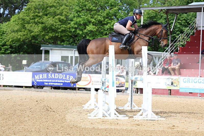 3E7A6994 - Class 7: Senior Newcomers/1.10m open