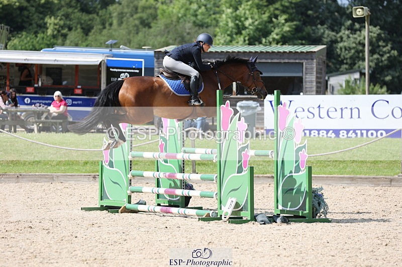 250614A-160506-08206 - Cls 30 1.05m Amateur Q and Open