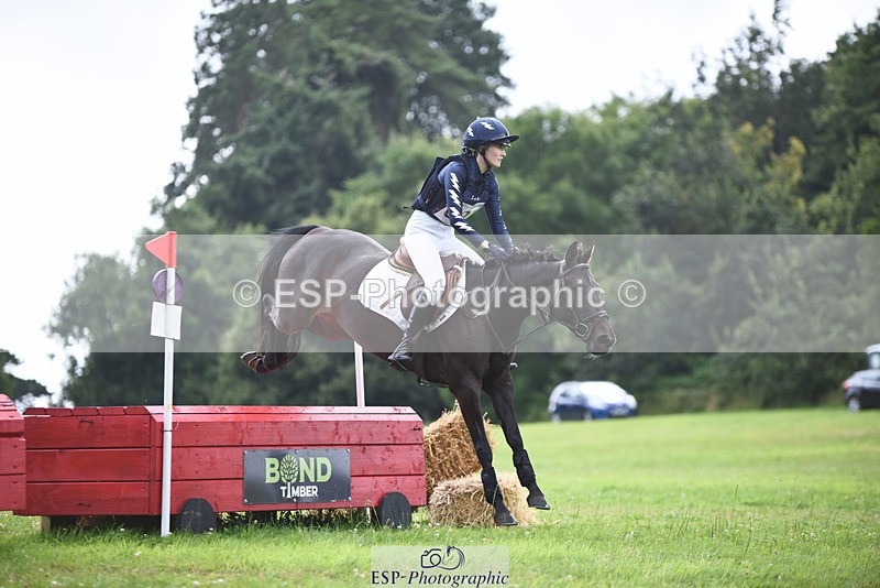 240804-153022-18740 - 605-Xanthe_Baylis-TULLIBARDS_HERSELF