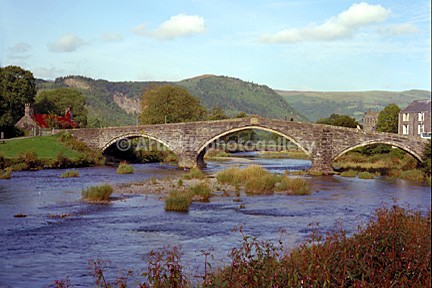 Llanrwst bridge 82-9-9 - Sceniks.com - Snowdonia landscape photographs by Dave O'Shea