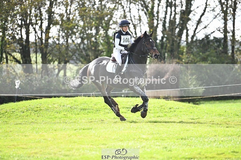 231020-135326-09597 - 108-BELGRAVE.IRENA-Lizzie.Scholefield-XC
