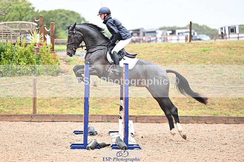 250827B-102752-00029 - Clear Round & Cls 1 Brit Nov 90cm