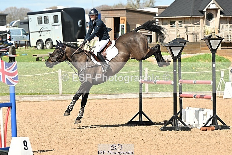 250416-151223-01635 - Cls 6 Foxhunter and 1.20m