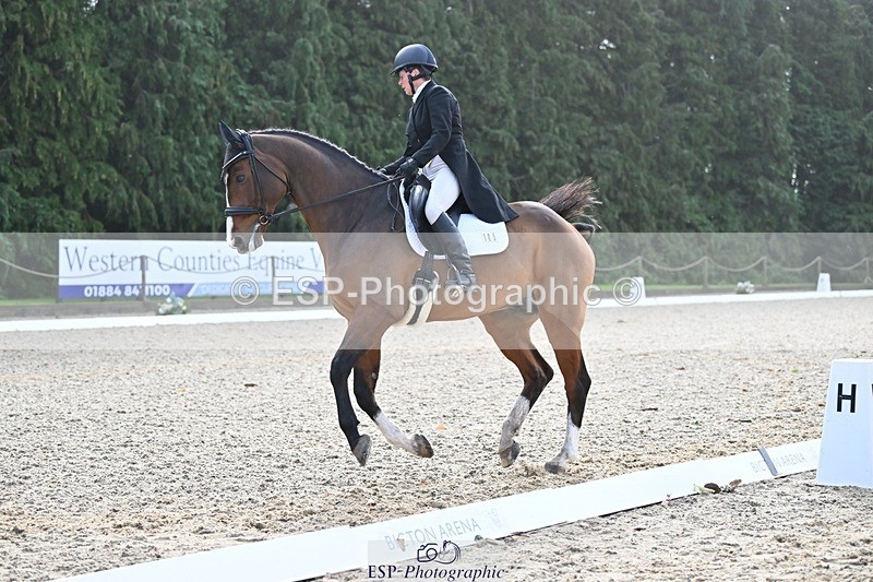 231019-110617-02045 - 105-BRIGHT.KNIGHT.III-Janet.Clarke-DR