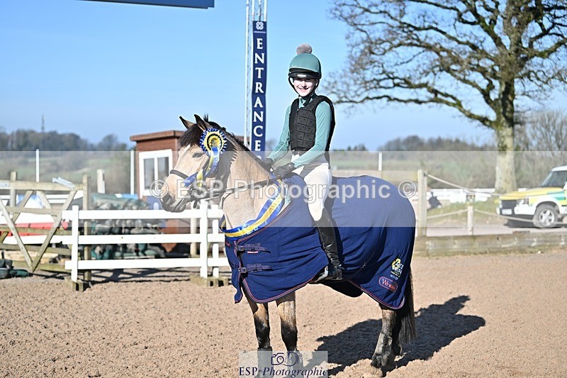 250301-100617-00158 - 70cm