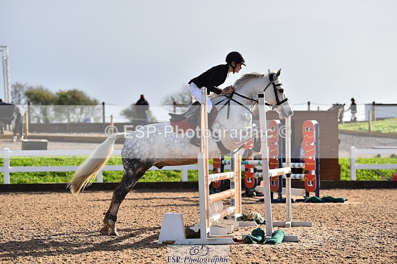 231029A-104904-02813 - Pony Discovery & 90cm Open