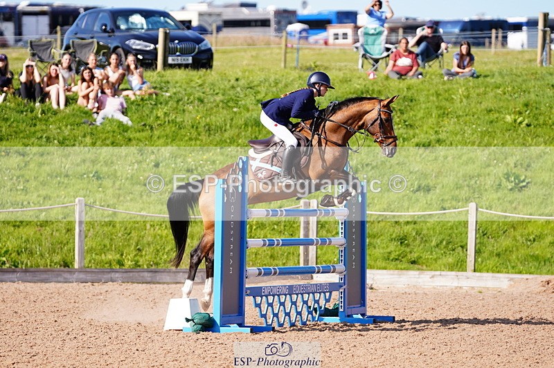 240629A-174322-08405 - Cls 11 Pony Showjumper of the Year