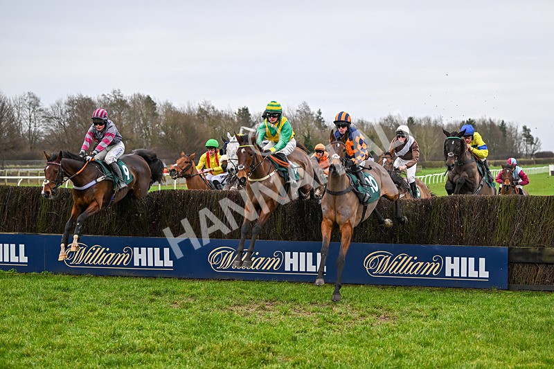 110124-Race 3-Time For A Pint-2345 - Race 3