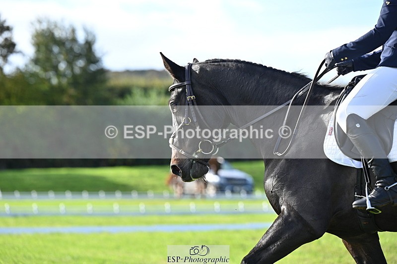 251024A-121358-09534 - F-469-Gabriella.Lucas