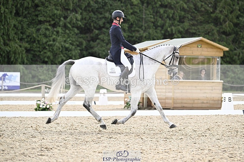 000101-193946-04018 - 421-ASK_FOR_MANCHIER-Tom_Jackson