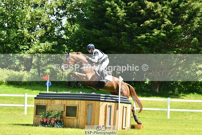 230528-105607-16792 - 401-BLING-Laura_Collett-XC