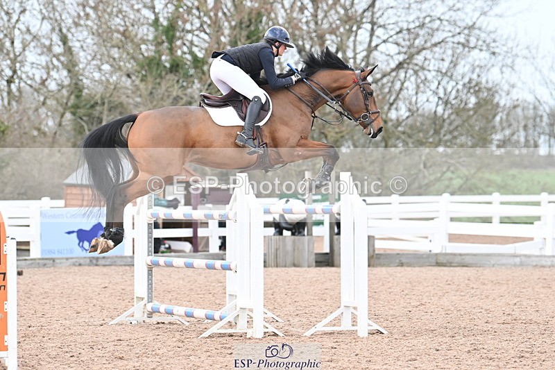 231208A-144919-01221 - Cls 7 National 1.30m & 1.40m