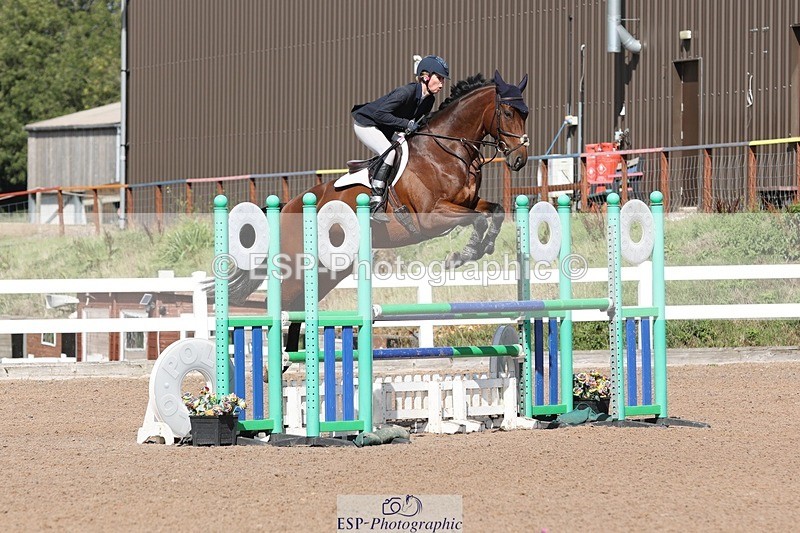 250913-142627-07367 - Cls 25 1.05m Amateur Quali
