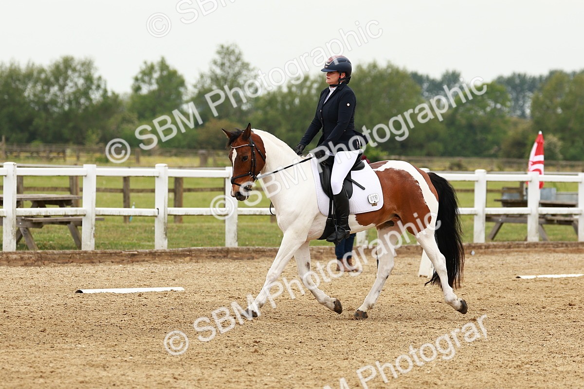 SBM_001065 - Class 6 - Novice 4