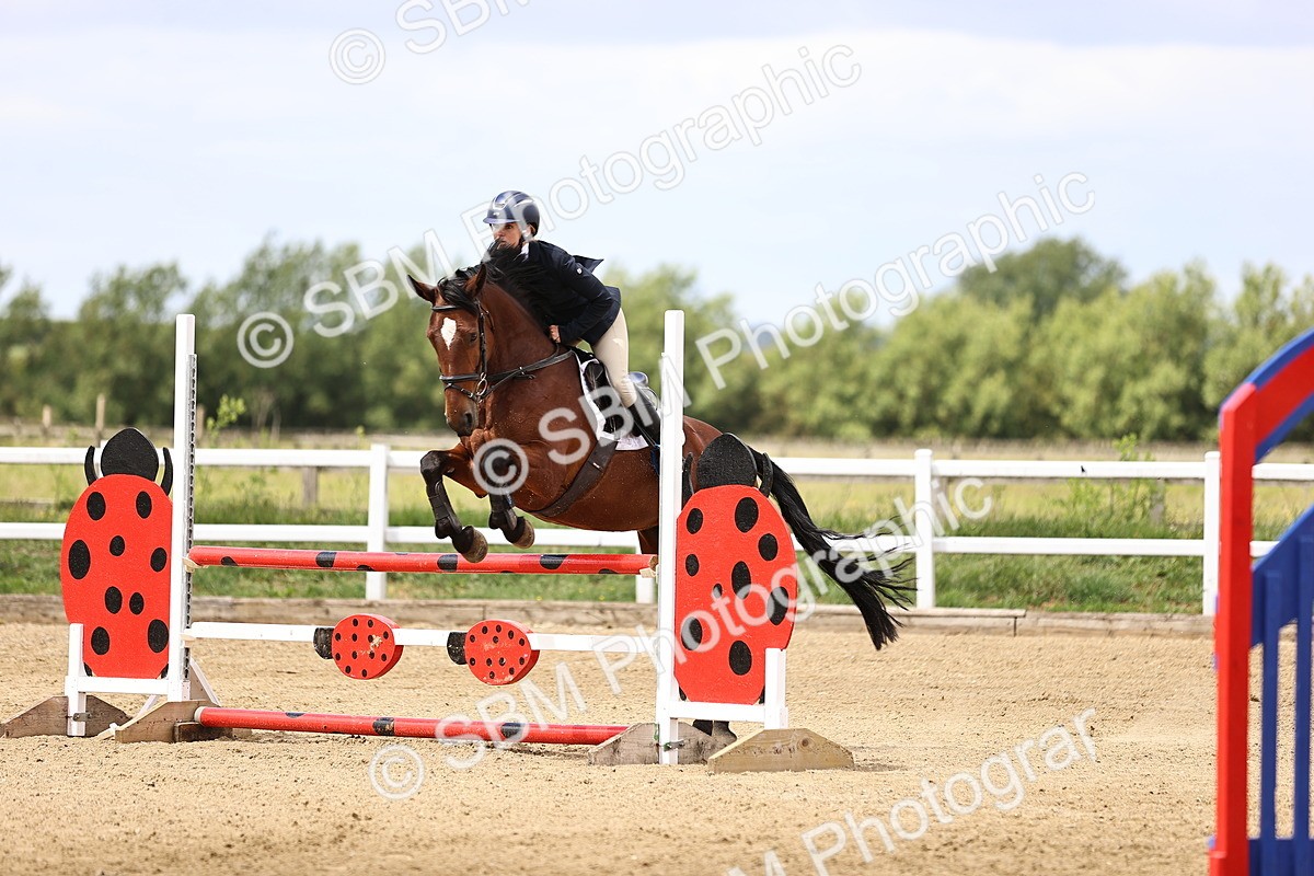 SBM_007885 - Class 3 - 90cm showjumping
