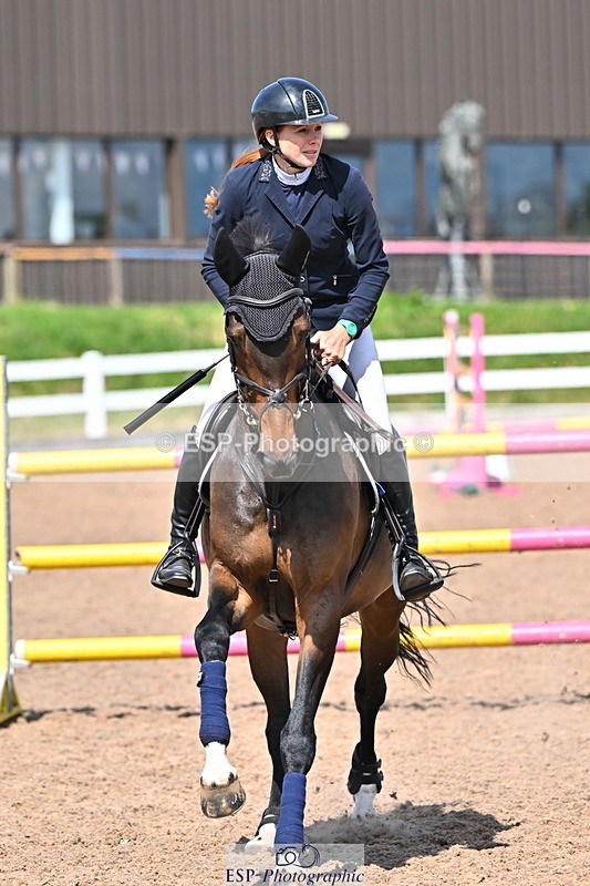 240619A-154706-00970 - Cls 5 Snr Foxhunter and 1.20m Open