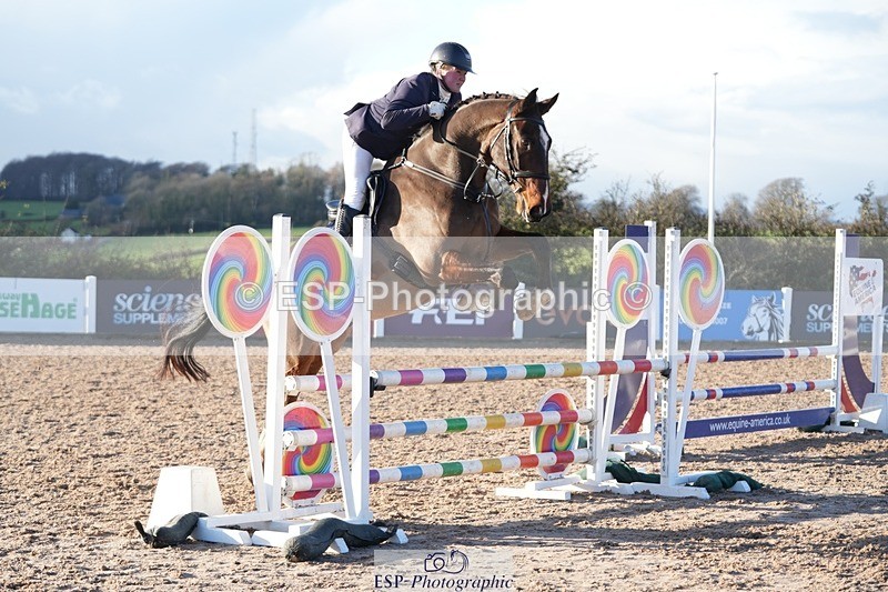 251129-135500-00738 - 90cm