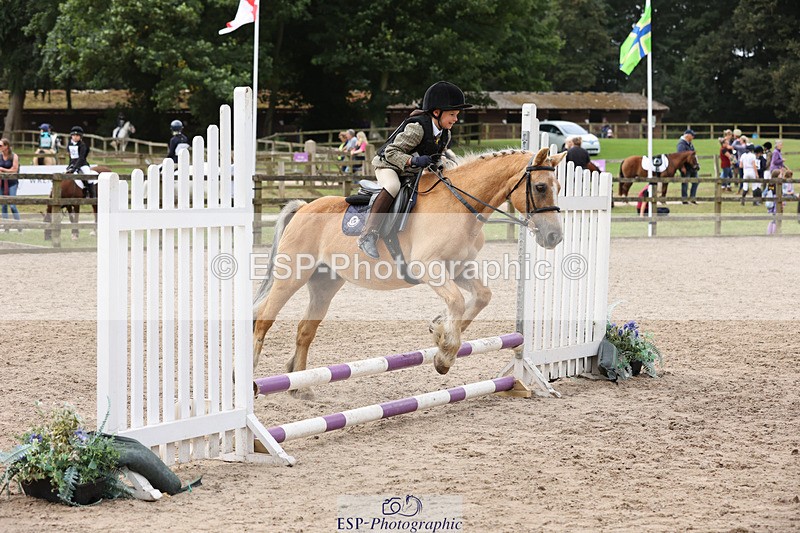 240822X-111117-03971 - 40cm R1 10.45 to 12.10