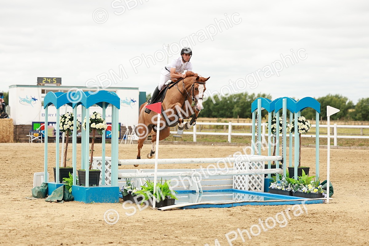 SBM_018213 - Class 21 - Senior Newcomers Championship 2d Rd