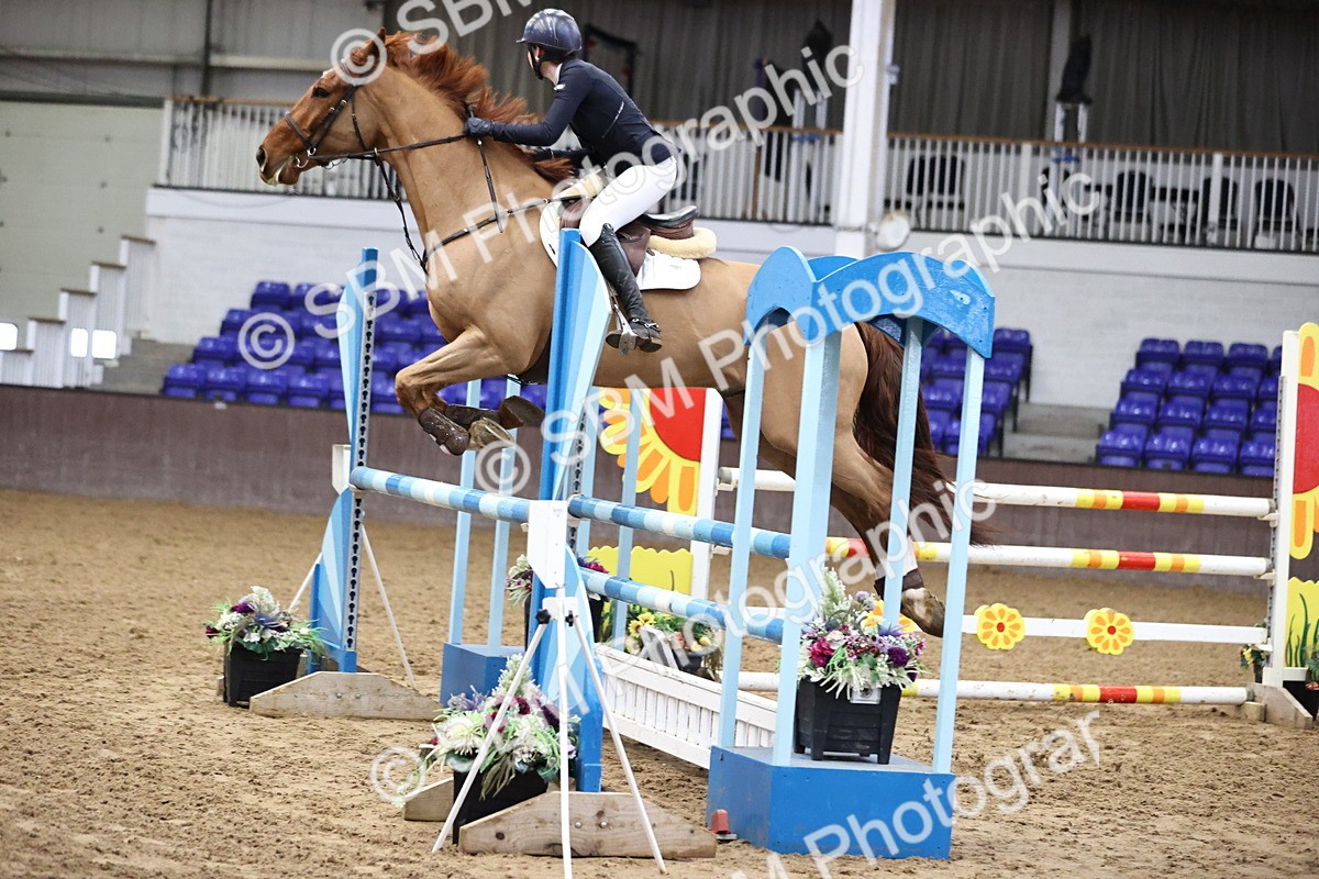 SBM_005439 - Class 17 - Senior Newcomers 1.10m