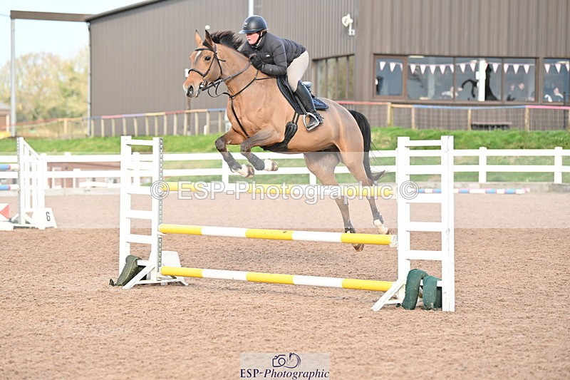 231209A-131505-01859 - Cls 13 Foxhunter & 1.20m Open