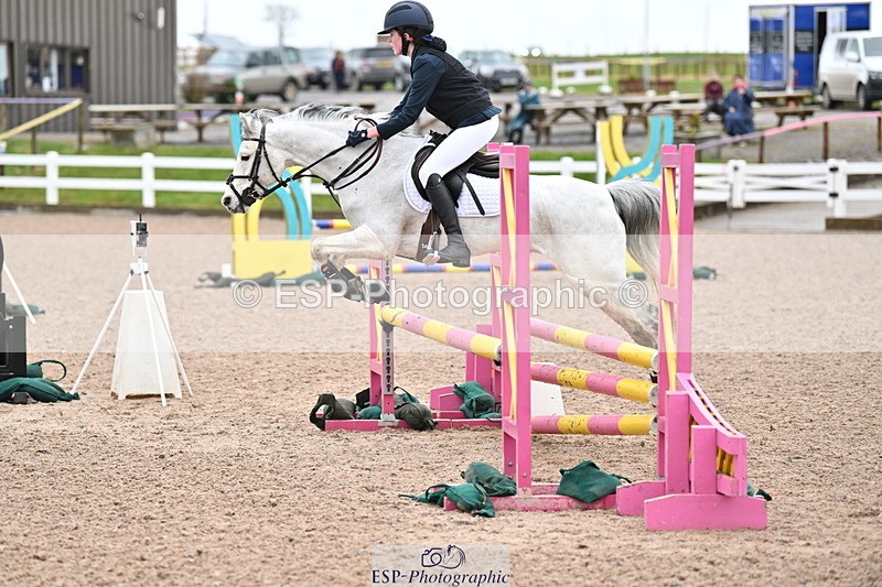 240310A-093009-01578 - Cls 1 Pony Intro 70cm