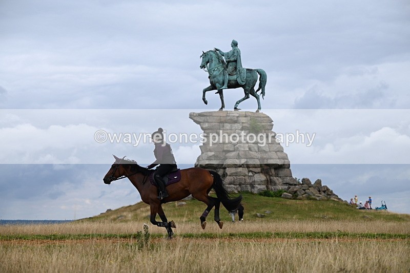 DSC_5419 - Time at Statue 11:46 to 12:16
