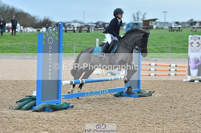 231119A-085308-04035 - Sun Cls 15+16 Club and Schools 60cm