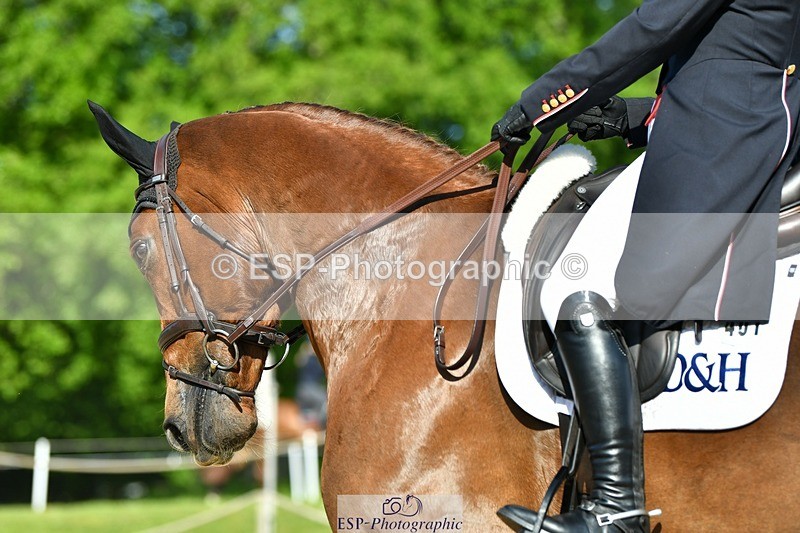 230525-085911-03658 - 401-BLING-Laura_Collett-DR