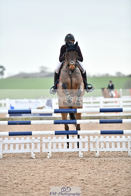 240124A-122219-00426 - Cls 3 Newcomers & 1.10m Open