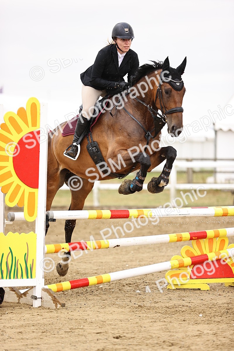 SBM_025066 - Class 9 - Senior British Novice - 90cm