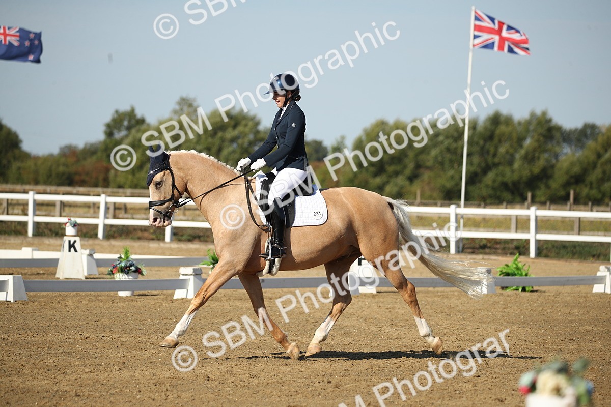 SBM_004541 - Class 11 - Novice 5 - 9.0010.03