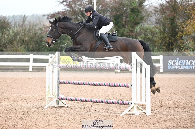 251105-143355-00913 - Cls 06 Fox & 1.20m