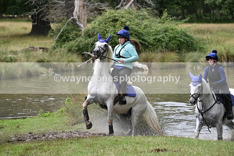 WJ7_4002 - Time at Water 12:52 to 13:22