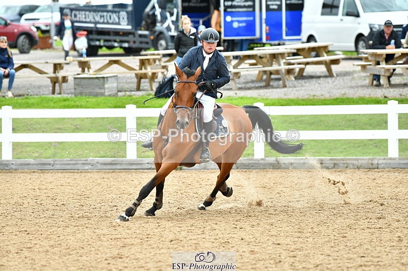 230721A-141424-06807 - Cls 22, 1 Star Gold 1.30m