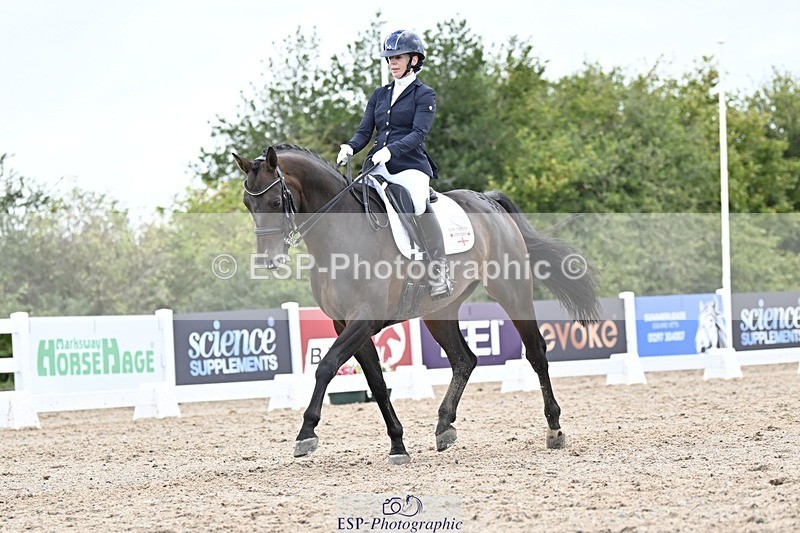 250907-165111-10785 - 113-Nicole.JahanshahiVirtual.Attraction