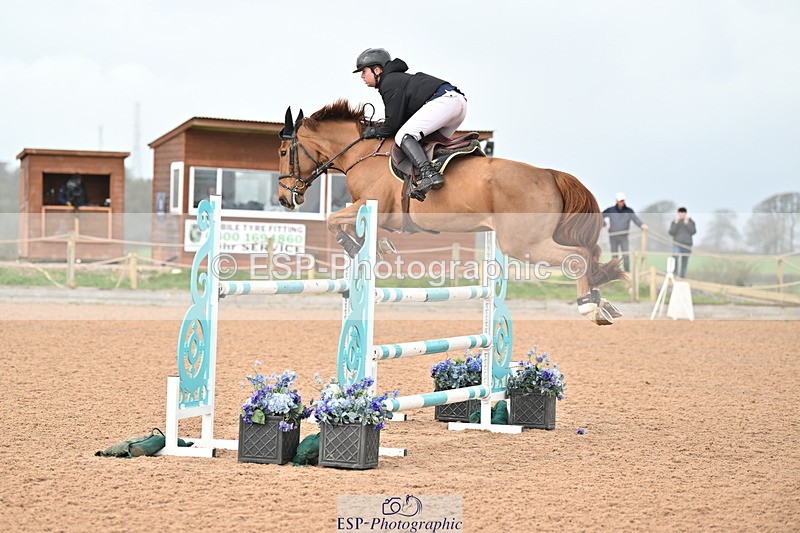 240315A-120736-00821 - Cls 3 Snr Foxhunter