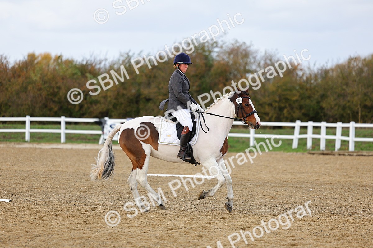 SBM_002635 - Class 8-11 - Novice 1-E1