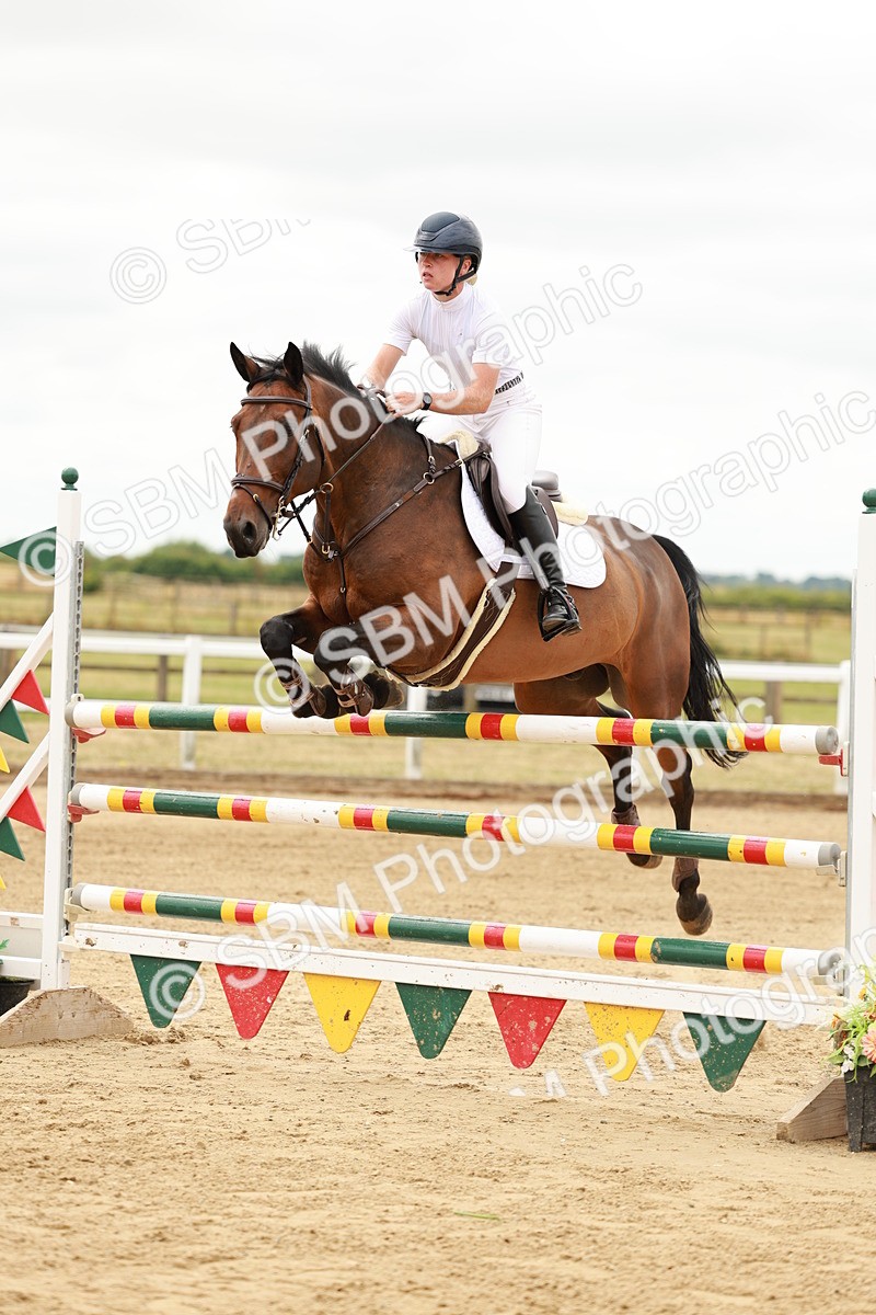 SBM_017758 - Class 21 - Senior Newcomers Championship 2d Rd
