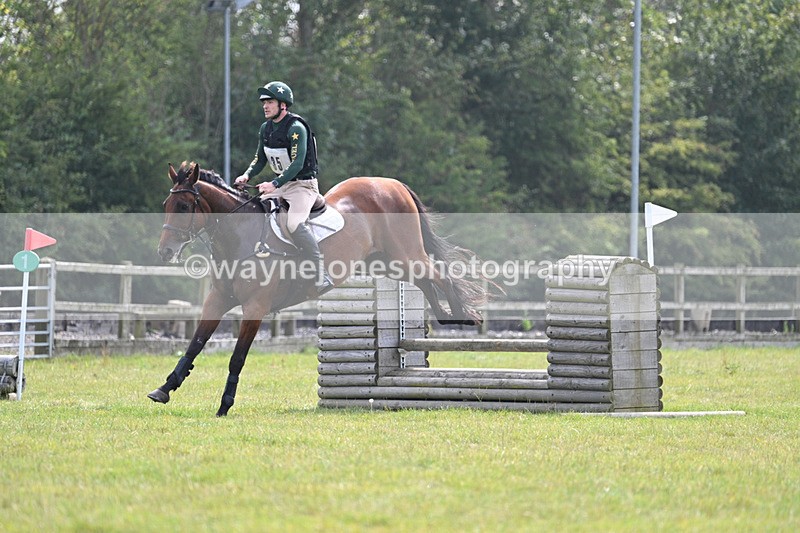 WJ7_7393 - 60cm XC Time 13:54 to 14:20