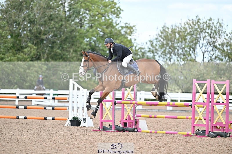 241005A-113008-03381 - SAT Cls 17 95cm Amateur Quali