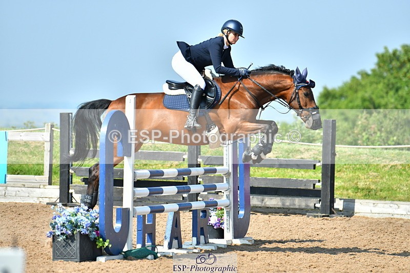 230609A-101421-00051 - Cls 1 Snr 1.05m & 1.10m Open