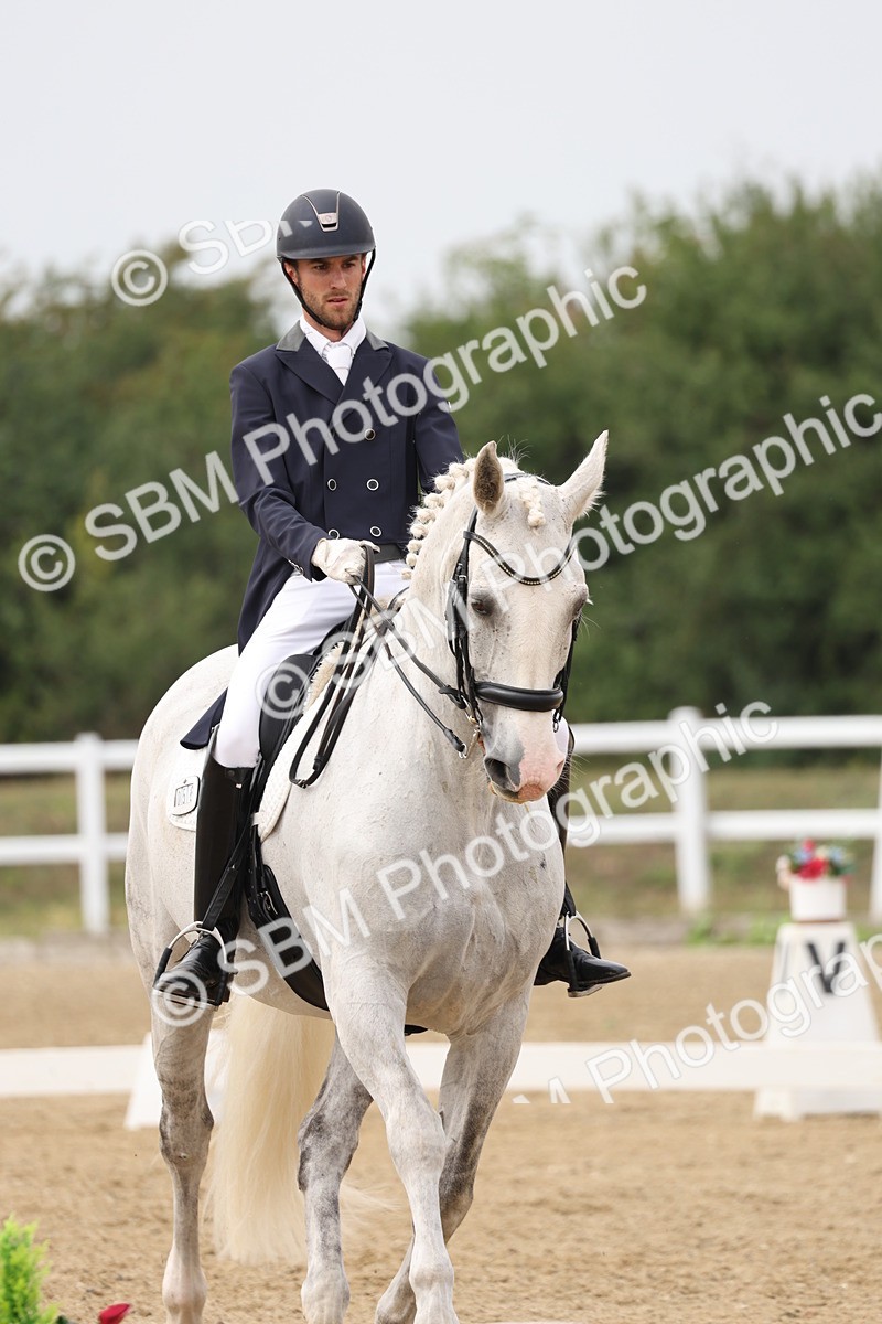 SBM_008165 - Class 10 - FEI INT I - 16.10-16.50