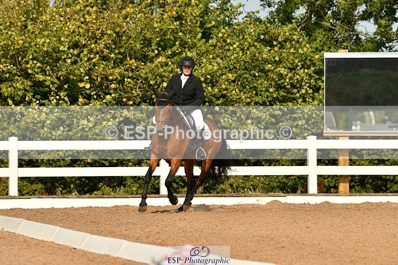 250817-093223-06958 - 049-Carolyn.GaleNewtown.Ringo