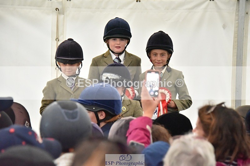 230825-170804-12970 - Friday 60cm and 70cm presentations