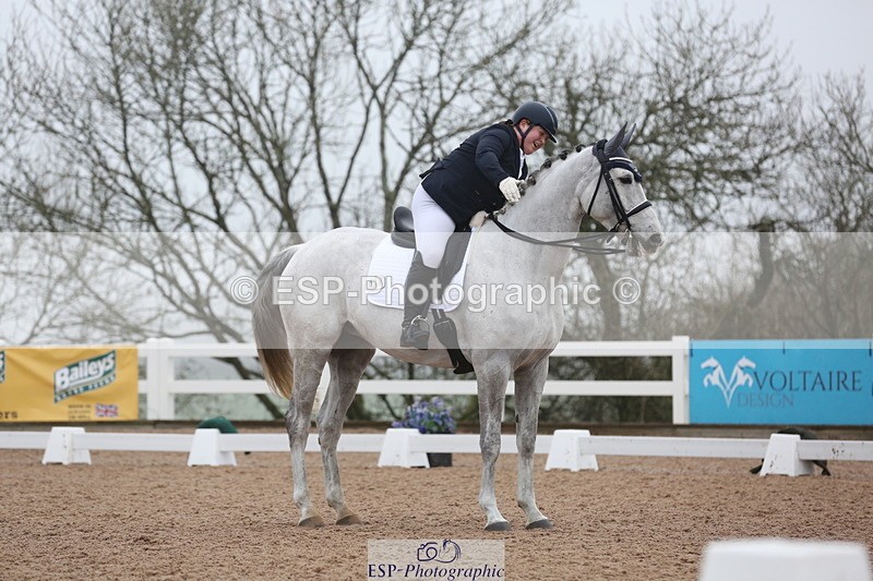 240217A-100731-00936 - 179-Sophie.Gregory-Lady.Lucydale